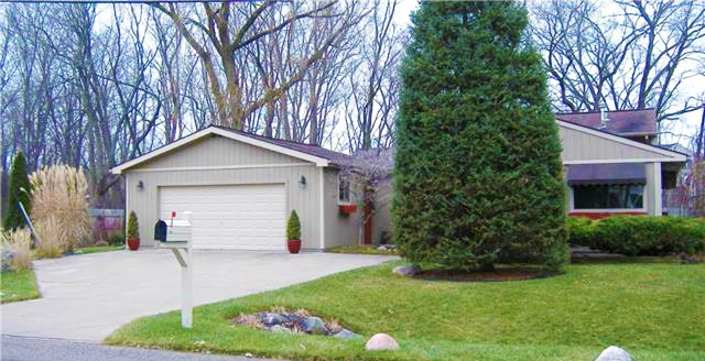 Howell S Walled Lake Homes For Sale Novi Mi Howell S