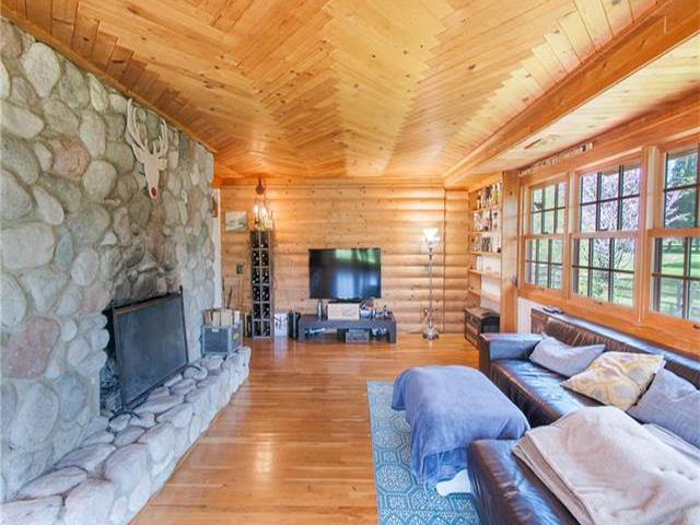 Homes for Sale in Homes for Sale in Walnut Lake Rd MI