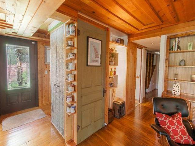 Homes for Sale in Walnut Lake Rd