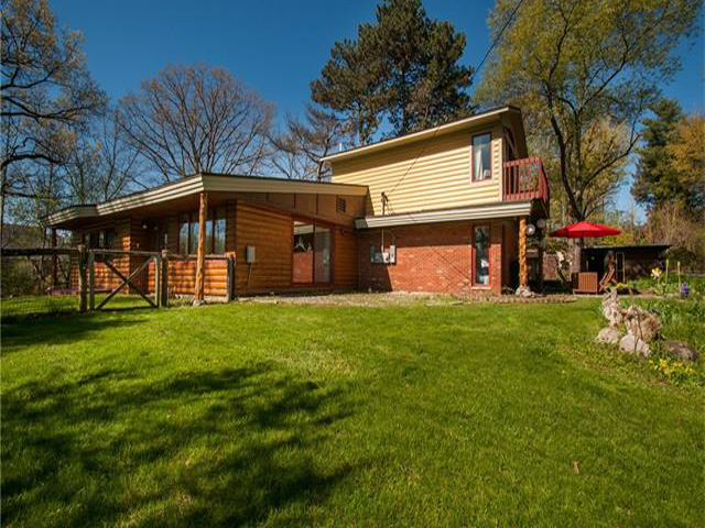 Homes for Sale in Walnut Lake Rd