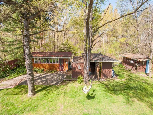 Homes for Sale in Walnut Lake Rd
