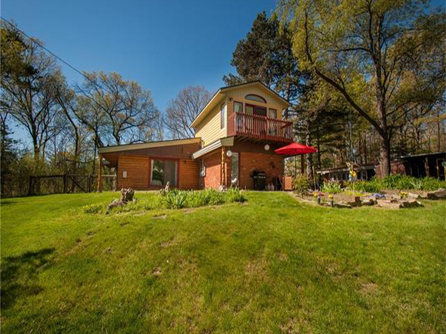 Homes for Sale in Homes for Sale in Walnut Lake Rd MI