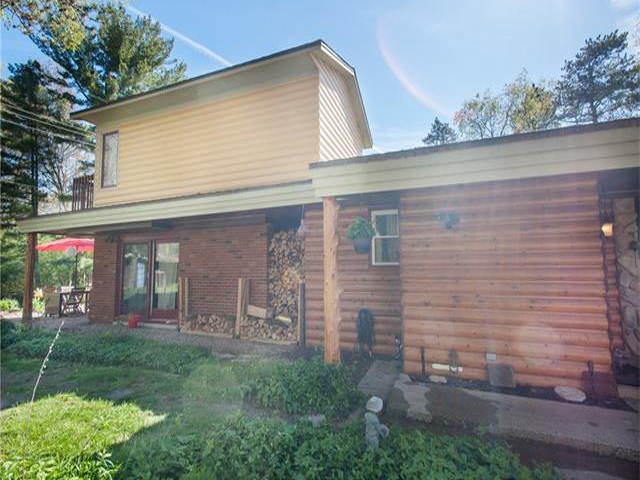 Homes for Sale in Homes for Sale in Walnut Lake Rd MI