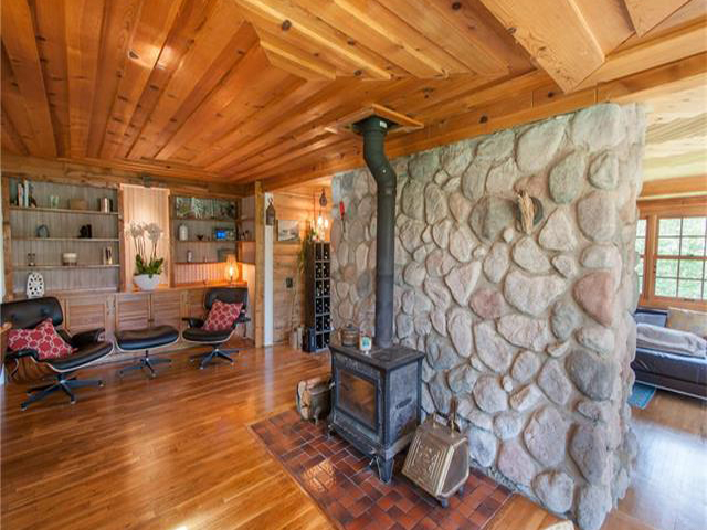 Homes for Sale in Walnut Lake Rd